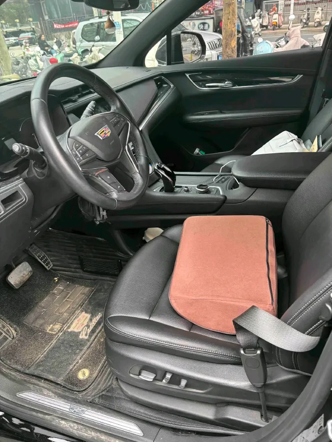 2022 Cadillac XT5 2.0T 237HP L4 9AT,autocango,china used car exporter,china ev exporter,chinese used car exporter,chinese used ev exporter