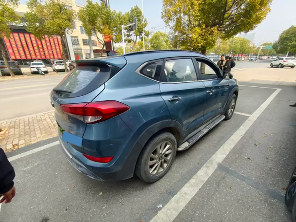 2015 Hyundai Tucson 1.6T 177HP L4 7DCT,autocango,china used car exporter,china ev exporter,chinese used car exporter,chinese used ev exporter