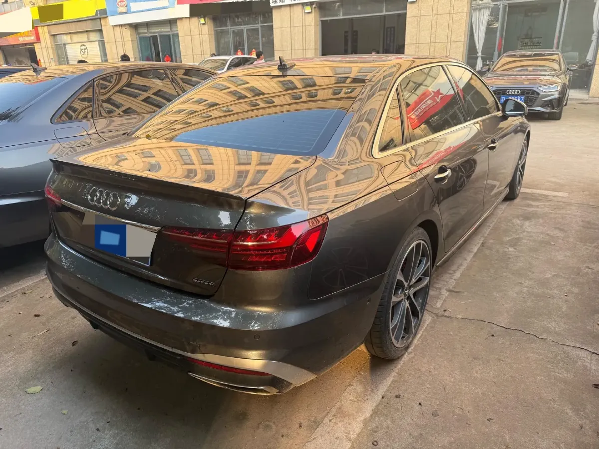 2020 Audi A4L 2.0T 252HP L4 7DCT,autocango,china used car exporter,china ev exporter,chinese used car exporter,chinese used ev exporter