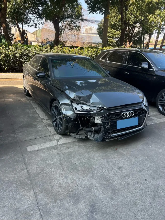 2020 Audi A4L 2.0T 252HP L4 7DCT,autocango,china used car exporter,china ev exporter,chinese used car exporter,chinese used ev exporter