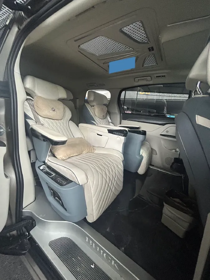 2023 Buick GL8 2.0T 237HP L4 9AT,autocango,china used car exporter,china ev exporter,chinese used car exporter,chinese used ev exporter