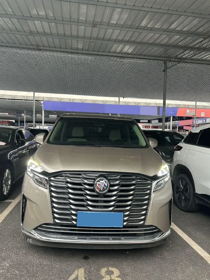 2023 Buick GL8 2.0T 237HP L4 9AT,autocango,china used car exporter,china ev exporter,chinese used car exporter,chinese used ev exporter