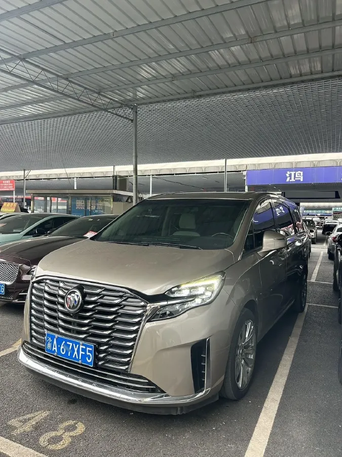 2023 Buick GL8 2.0T 237HP L4 9AT,autocango,china used car exporter,china ev exporter,chinese used car exporter,chinese used ev exporter