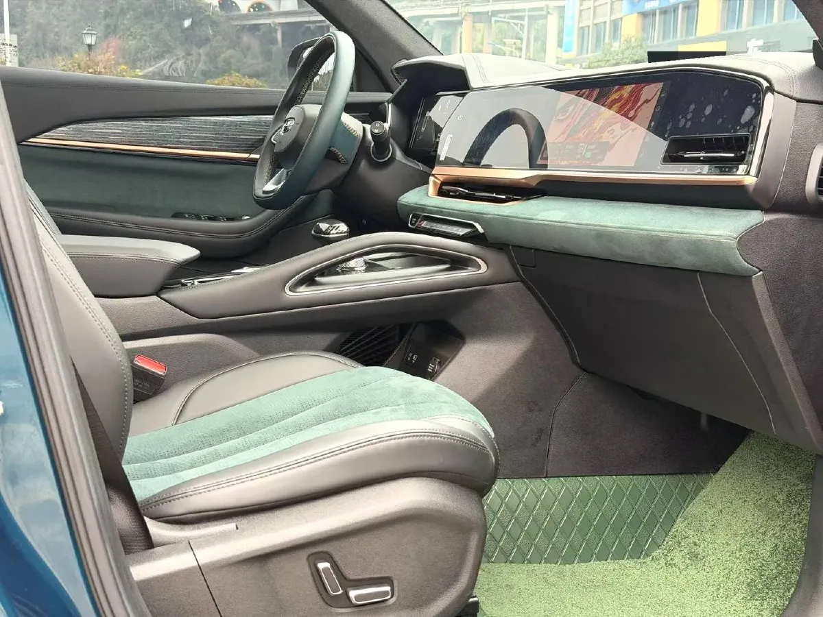 2023 Geely Monjaro 2.0T 238HP L4 8AT,autocango,china used car exporter,china ev exporter,chinese used car exporter,chinese used ev exporter