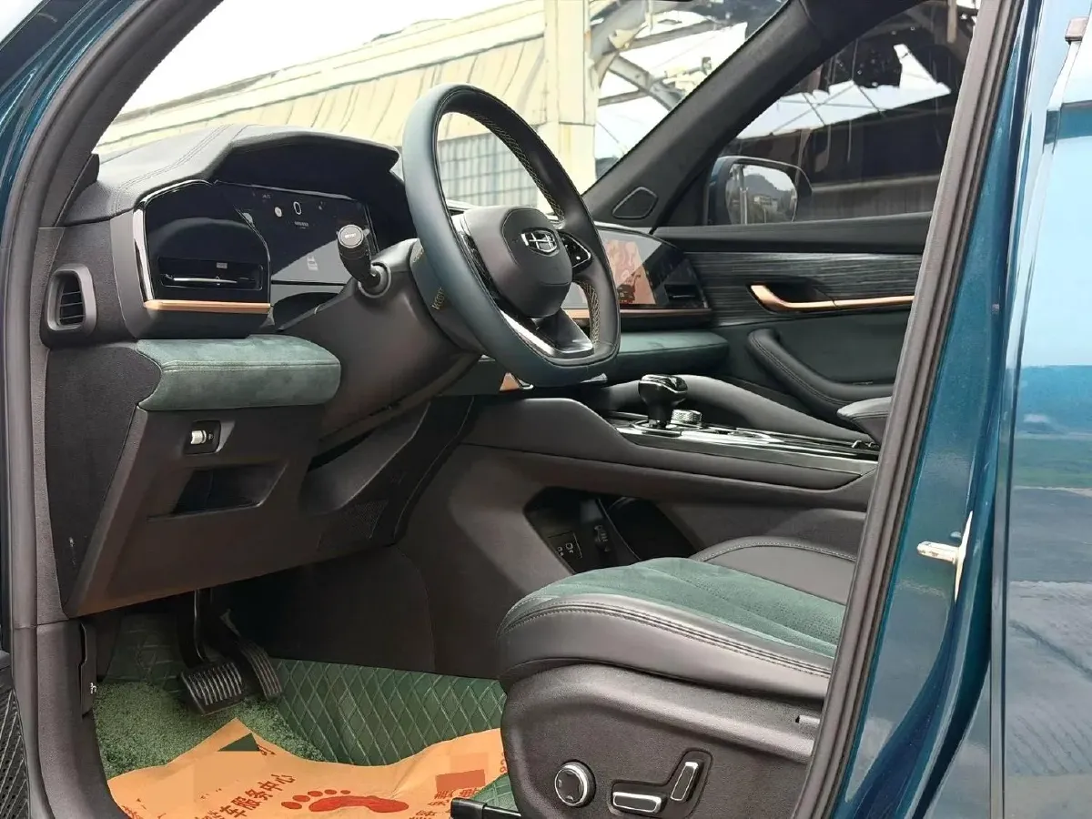 2023 Geely Monjaro 2.0T 238HP L4 8AT,autocango,china used car exporter,china ev exporter,chinese used car exporter,chinese used ev exporter