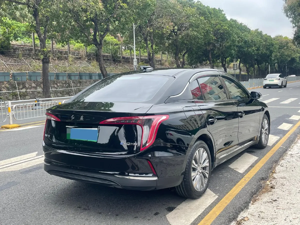 2024 HongQi E-QM5 BEV 60KWH,autocango,china used car exporter,china ev exporter,chinese used car exporter,chinese used ev exporter