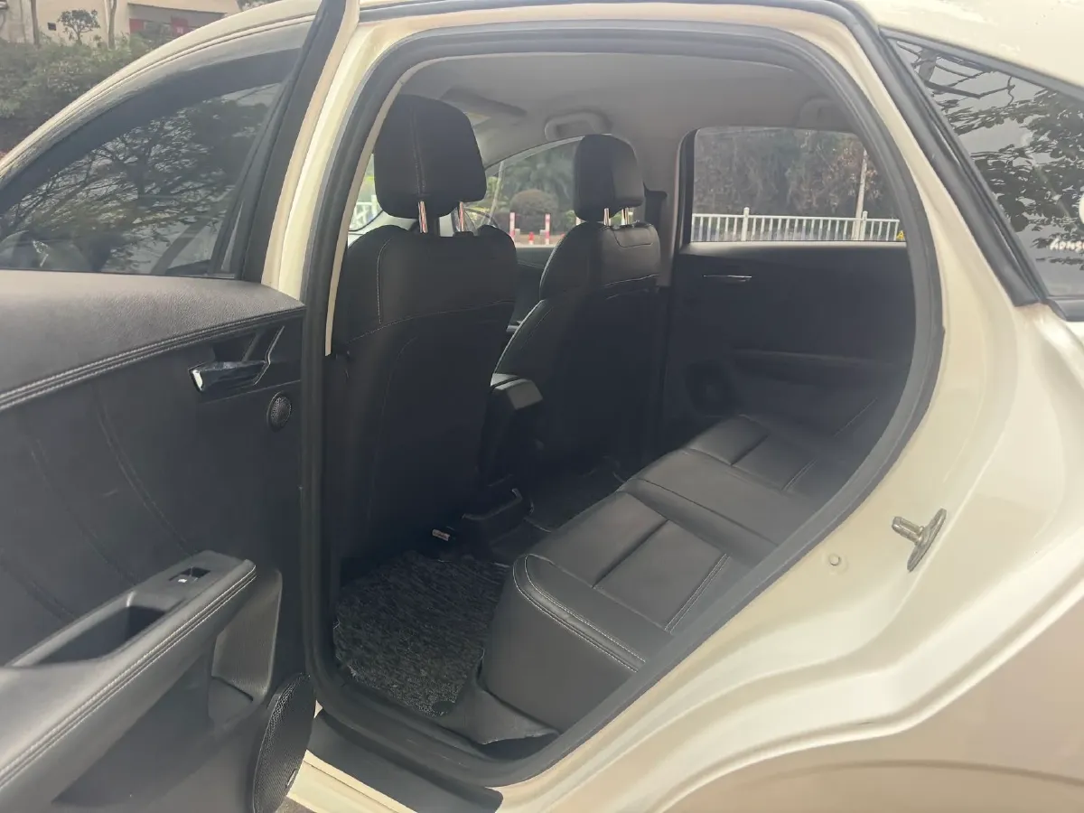 2021 MAXUS T70 2.0T 163HP L4 6AT,autocango,china used car exporter,china ev exporter,chinese used car exporter,chinese used ev exporter