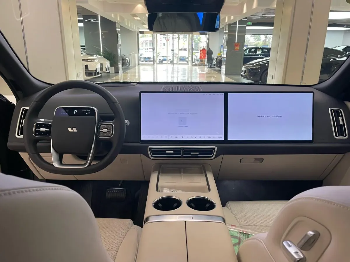 2025 Li L9 Range Extended 154HP REEV,autocango,china used car exporter,china ev exporter,chinese used car exporter,chinese used ev exporter