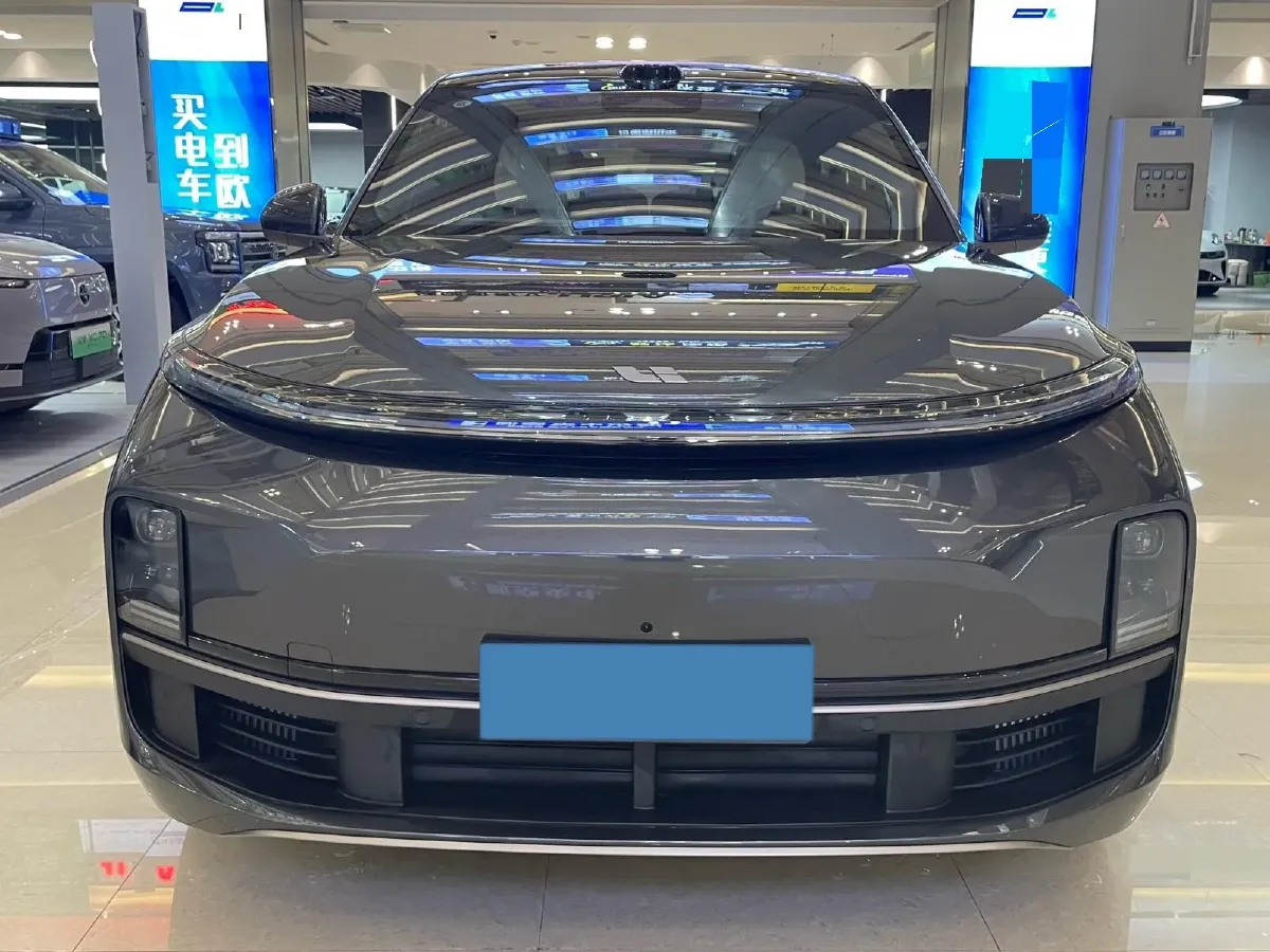 2025 Li L9 Range Extended 154HP REEV,autocango,china used car exporter,china ev exporter,chinese used car exporter,chinese used ev exporter