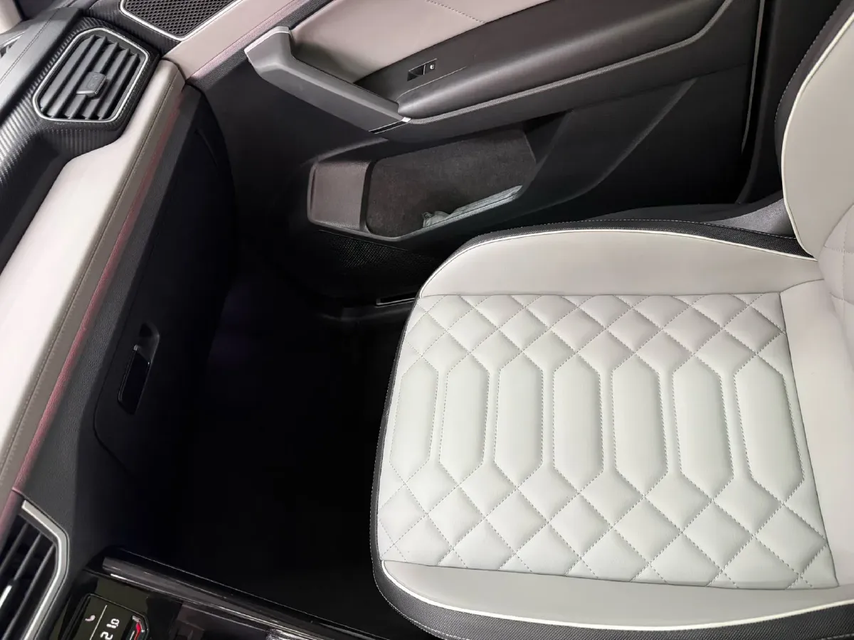 2023 Volkswagen Tayron 1.4T 150HP L4 7DCT,autocango,china used car exporter,china ev exporter,chinese used car exporter,chinese used ev exporter