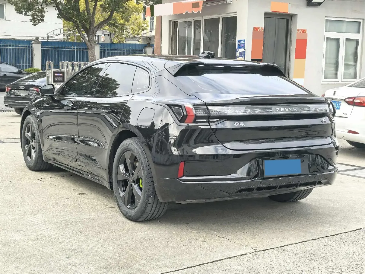 2023 Zeekr 001 BEV 100KWH,autocango,china used car exporter,china ev exporter,chinese used car exporter,chinese used ev exporter
