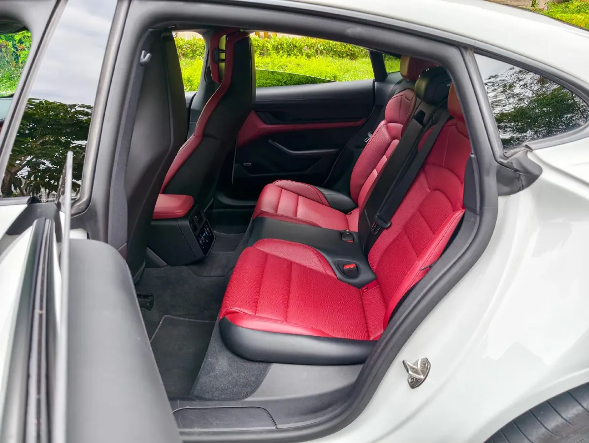 2022 Porsche Taycan 2AT BEV 79.2KWH,autocango,china used car exporter,china ev exporter,chinese used car exporter,chinese used ev exporter