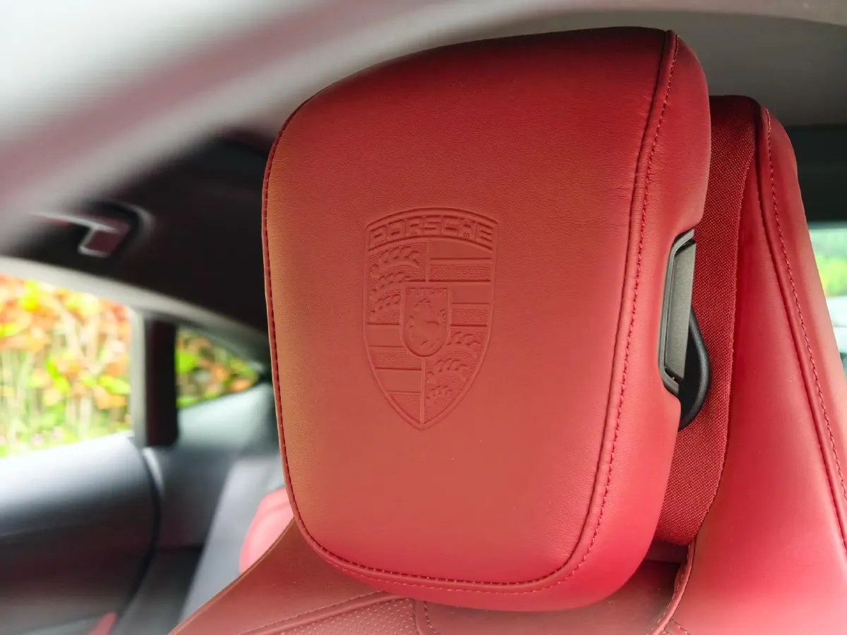 2022 Porsche Taycan 2AT BEV 79.2KWH,autocango,china used car exporter,china ev exporter,chinese used car exporter,chinese used ev exporter