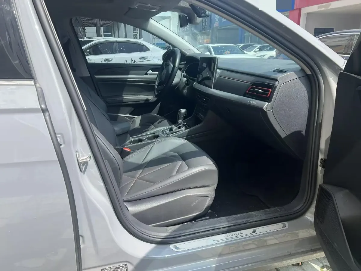 2023 Volkswagen Lavida 1.5T 160HP L4 7DCT,autocango,china used car exporter,china ev exporter,chinese used car exporter,chinese used ev exporter
