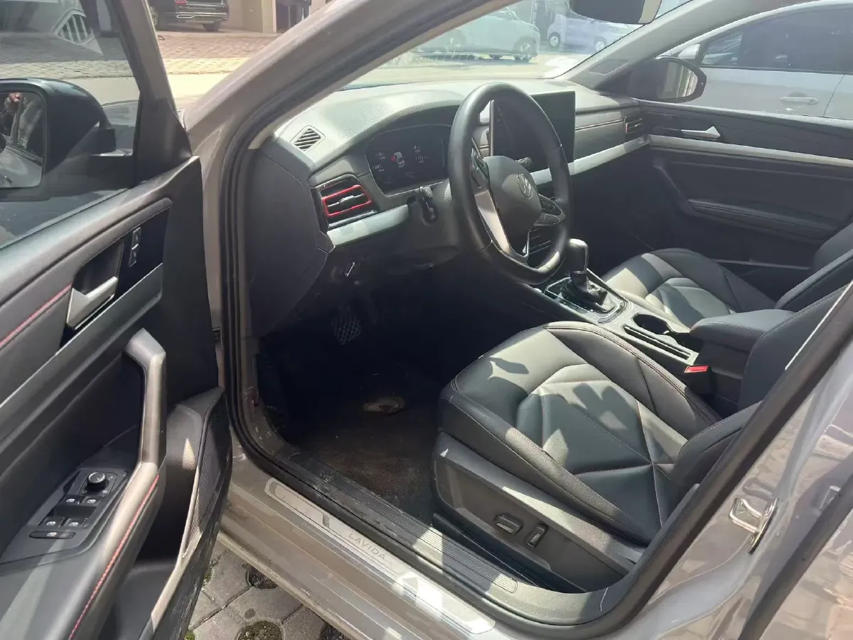 2023 Volkswagen Lavida 1.5T 160HP L4 7DCT,autocango,china used car exporter,china ev exporter,chinese used car exporter,chinese used ev exporter