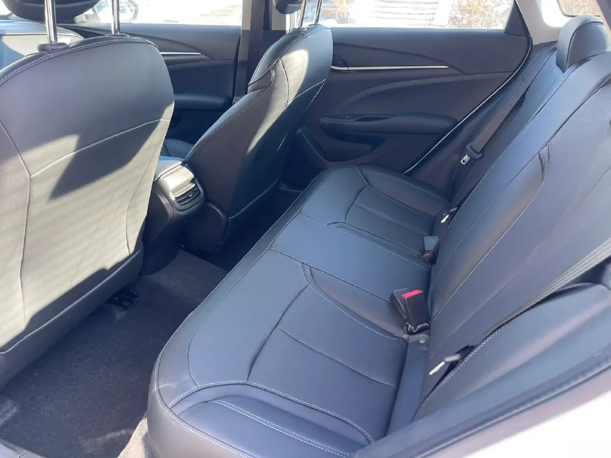 2021 Buick Excelle 1.5L 113HP L4 6AT,autocango,china used car exporter,china ev exporter,chinese used car exporter,chinese used ev exporter