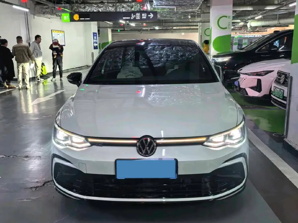 2023 Volkswagen Golf 1.4T 150HP L4 7DCT,autocango,china used car exporter,china ev exporter,chinese used car exporter,chinese used ev exporter