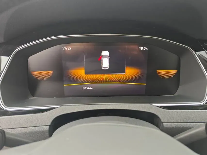 2025 Volkswagen Magotan 1.4T 150HP L4 7DCT,autocango,china used car exporter,china ev exporter,chinese used car exporter,chinese used ev exporter