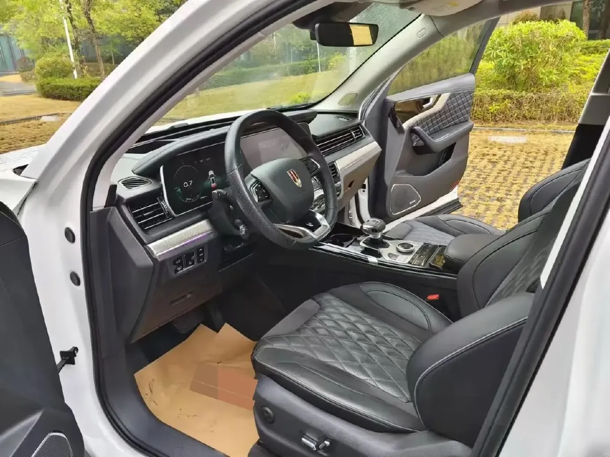 2019 HongQi HS5 2.0T 224HP L4 6AT,autocango,china used car exporter,china ev exporter,chinese used car exporter,chinese used ev exporter