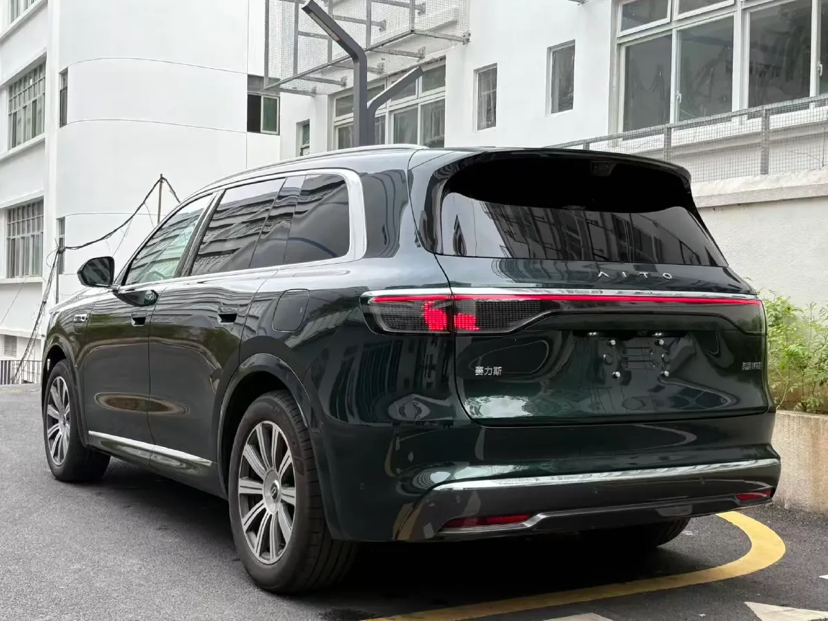 2025 AITO AITO M8 BEV,autocango,china used car exporter,china ev exporter,chinese used car exporter,chinese used ev exporter