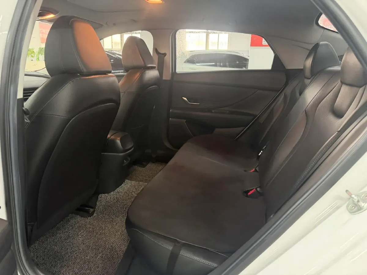 2021 Hyundai Elantra 1.5L 115HP L4 CVT,autocango,china used car exporter,china ev exporter,chinese used car exporter,chinese used ev exporter