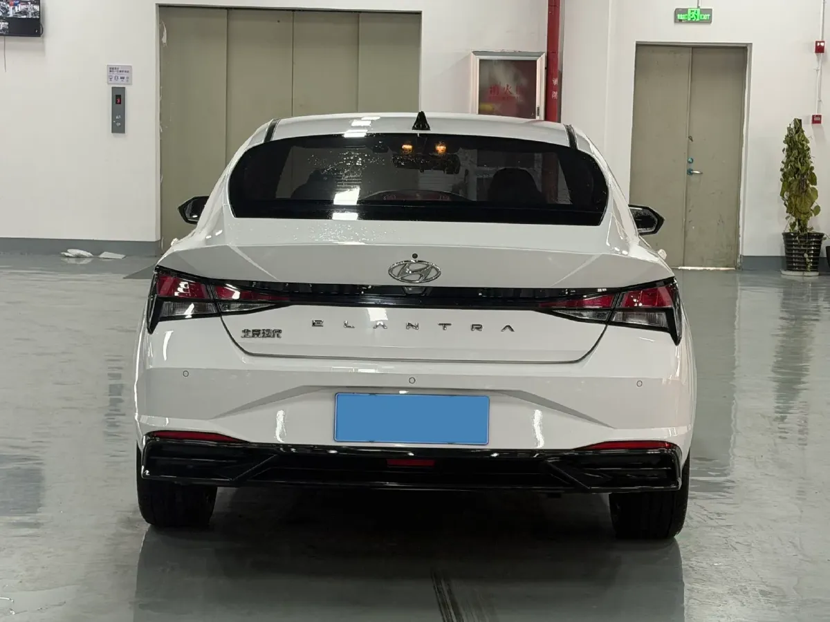 2021 Hyundai Elantra 1.5L 115HP L4 CVT,autocango,china used car exporter,china ev exporter,chinese used car exporter,chinese used ev exporter