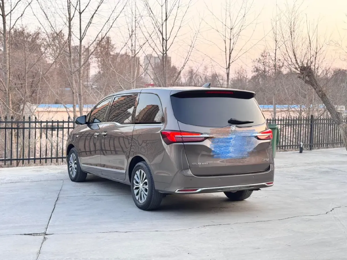 2022 Buick GL8 2.0T 237HP L4 9AT,autocango,china used car exporter,china ev exporter,chinese used car exporter,chinese used ev exporter