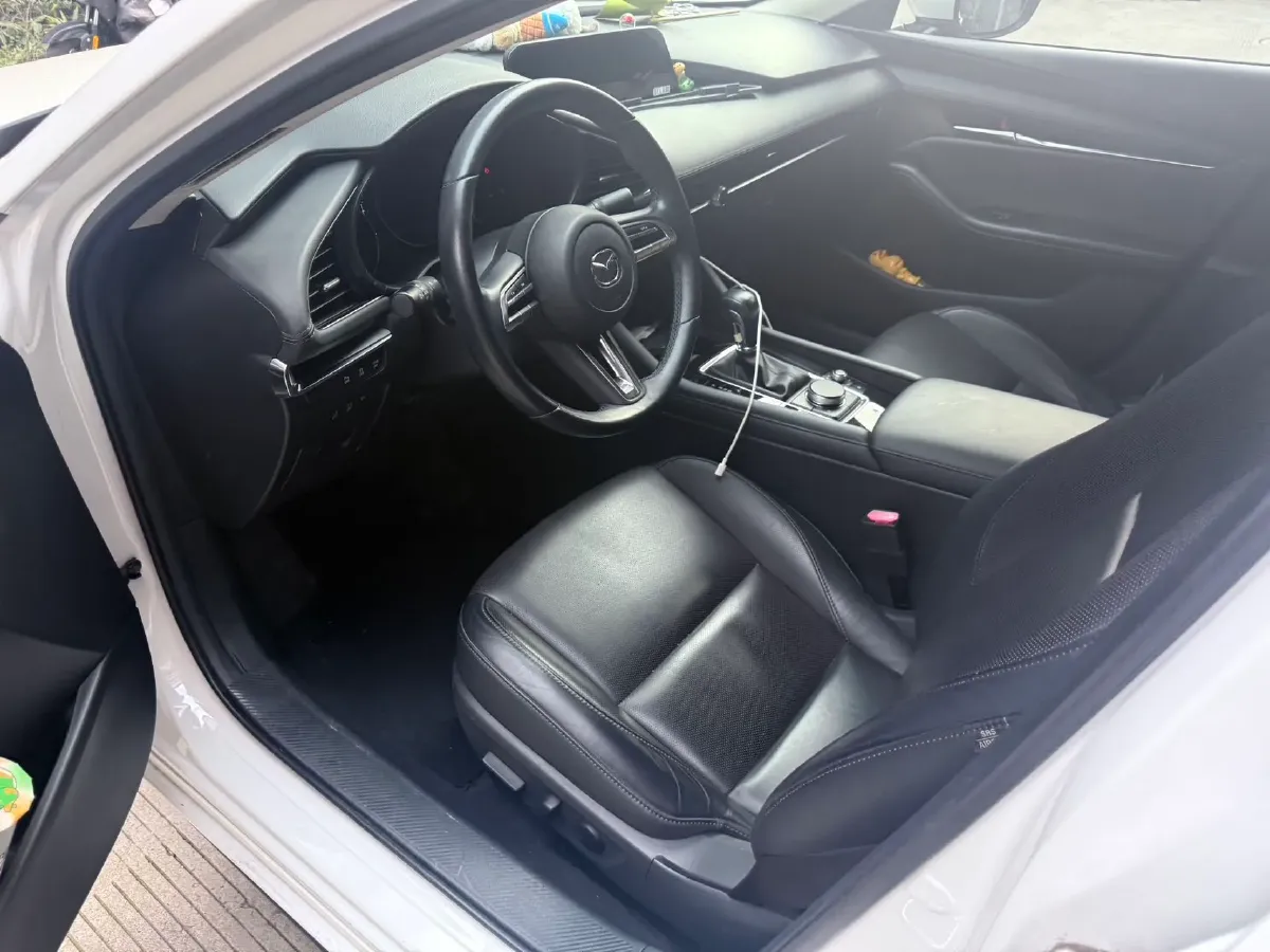 2020 Mazda 3 Axela 2.0L 158HP L4 6AT,autocango,china used car exporter,china ev exporter,chinese used car exporter,chinese used ev exporter