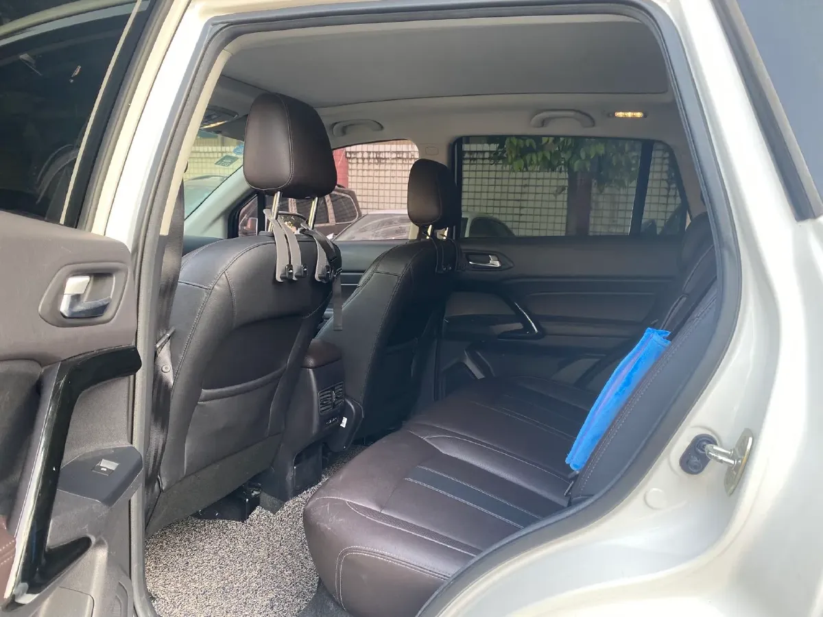 2019 GAC Trumpchi GS4 1.5T 169HP L4 6AT,autocango,china used car exporter,china ev exporter,chinese used car exporter,chinese used ev exporter