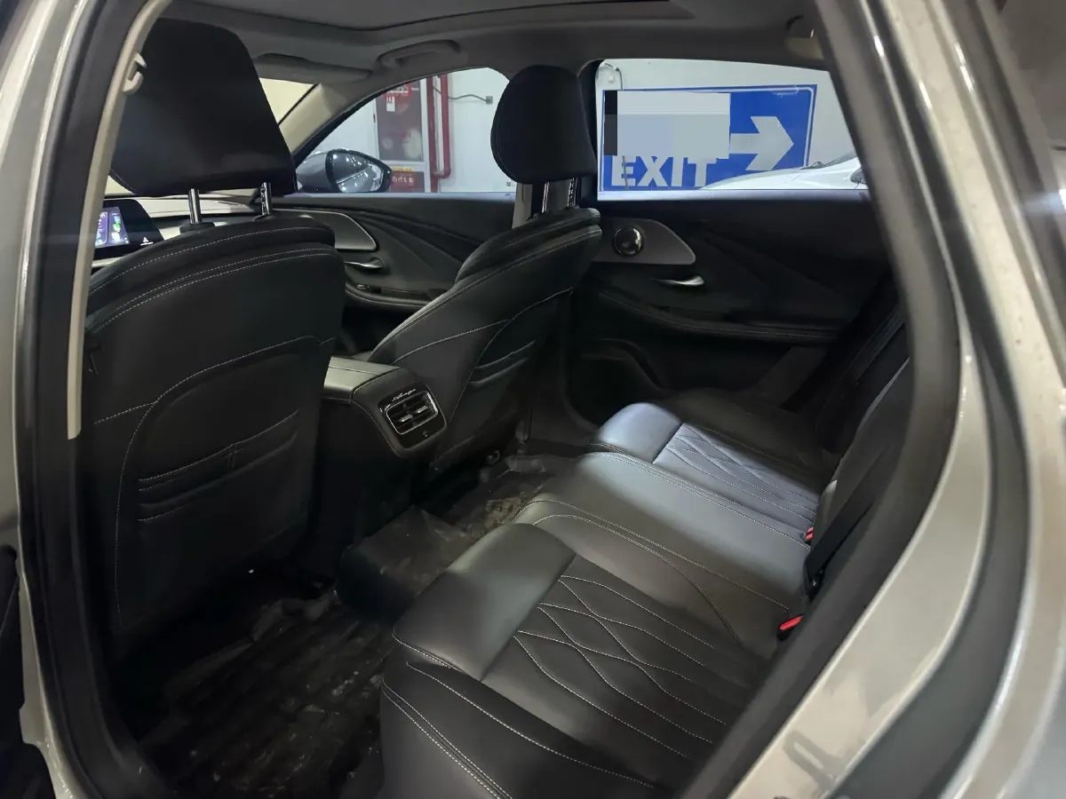 2024 Chery Arrizo 8 1.6T 197HP L4 7DCT,autocango,china used car exporter,china ev exporter,chinese used car exporter,chinese used ev exporter