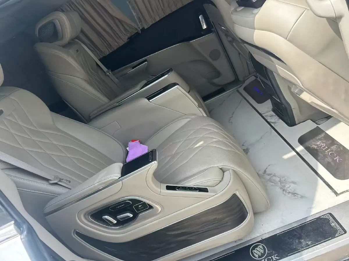 2022 Buick GL8 2.0T 237HP L4 9AT,autocango,china used car exporter,china ev exporter,chinese used car exporter,chinese used ev exporter