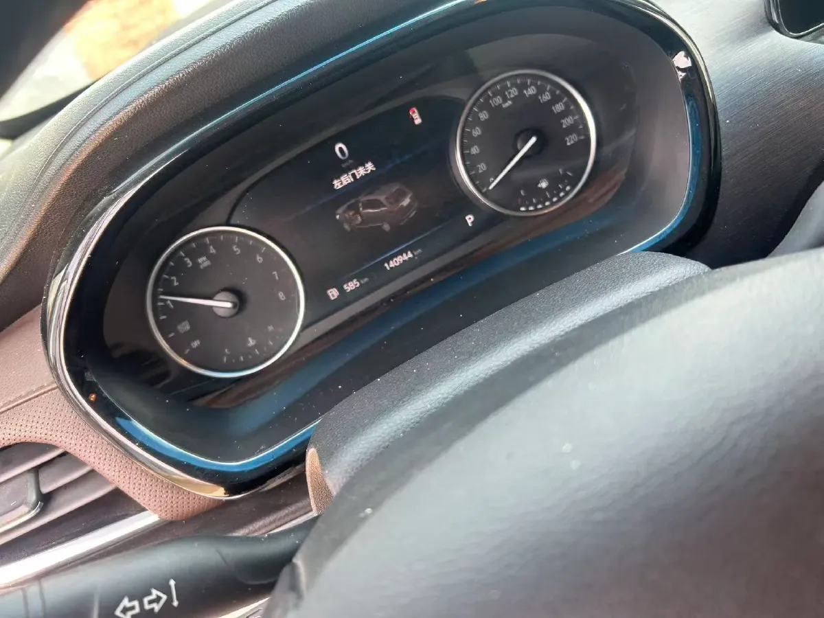 2022 Buick GL8 2.0T 237HP L4 9AT,autocango,china used car exporter,china ev exporter,chinese used car exporter,chinese used ev exporter