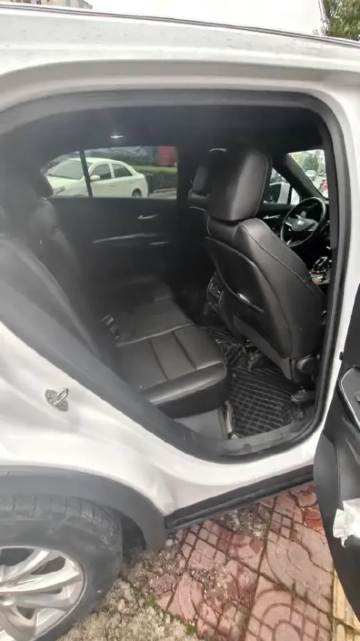 2023 Cadillac XT4 2.0T 237HP L4 9AT,autocango,china used car exporter,china ev exporter,chinese used car exporter,chinese used ev exporter