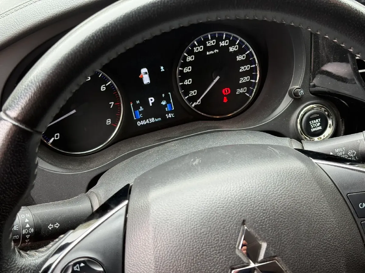 2021 Mitsubishi Outlander 2.0L 166HP L4 CVT,autocango,china used car exporter,china ev exporter,chinese used car exporter,chinese used ev exporter