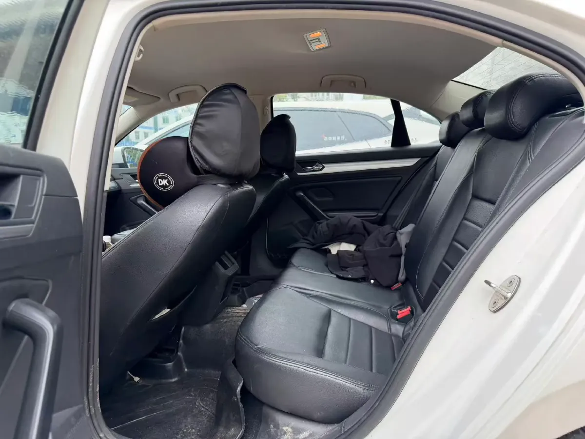 2019 Volkswagen T-Cross 1.4T 150HP L4 7DCT,autocango,china used car exporter,china ev exporter,chinese used car exporter,chinese used ev exporter