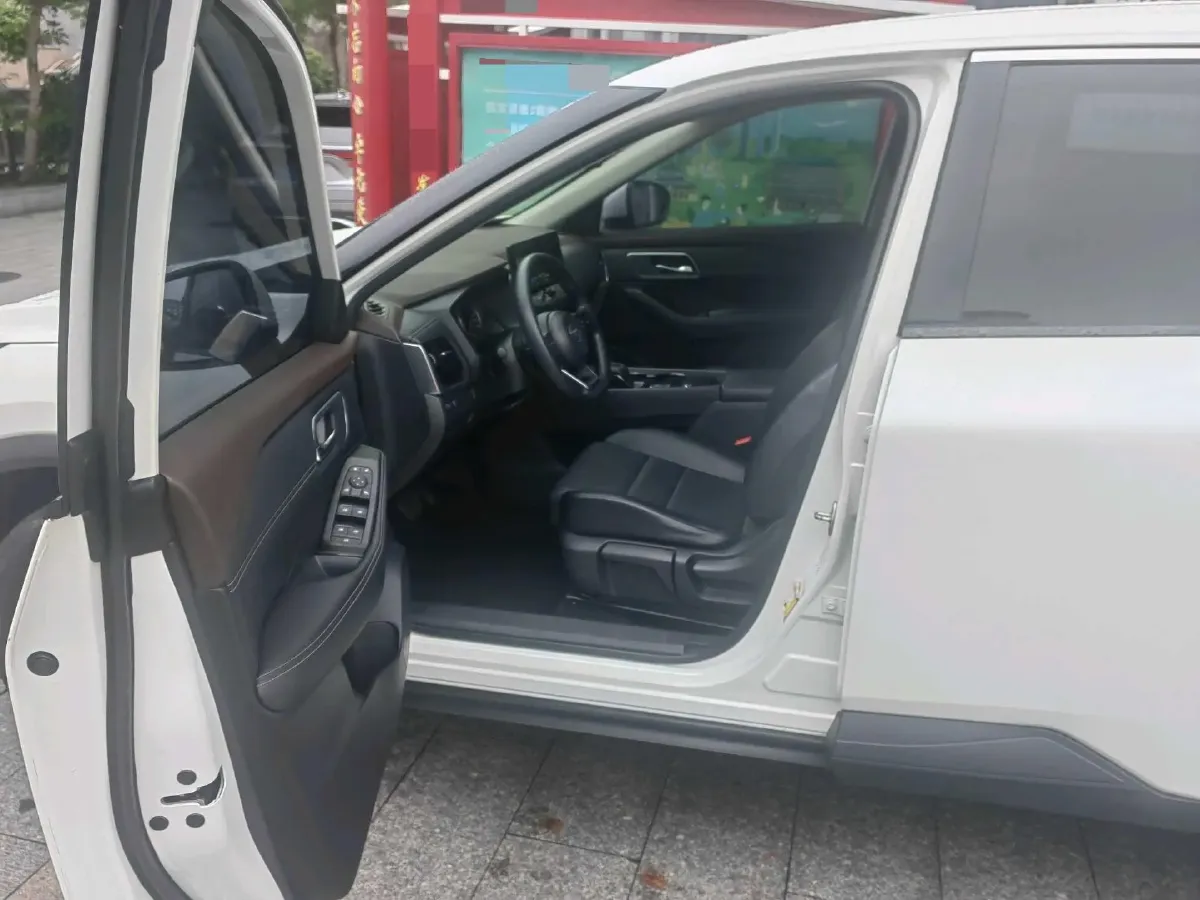 2021 Nissan X-Trail 1.5T 204HP L3 CVT,autocango,china used car exporter,china ev exporter,chinese used car exporter,chinese used ev exporter