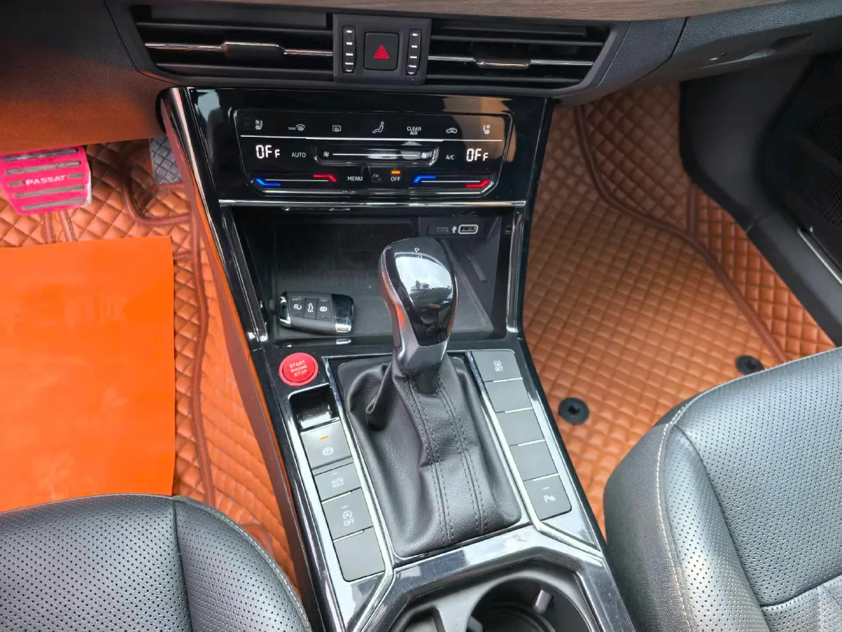 2020 Volkswagen Passat 2.0T 186HP L4 7DCT,autocango,china used car exporter,china ev exporter,chinese used car exporter,chinese used ev exporter