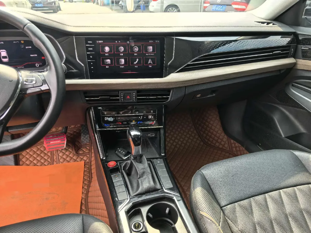2020 Volkswagen Passat 2.0T 186HP L4 7DCT,autocango,china used car exporter,china ev exporter,chinese used car exporter,chinese used ev exporter