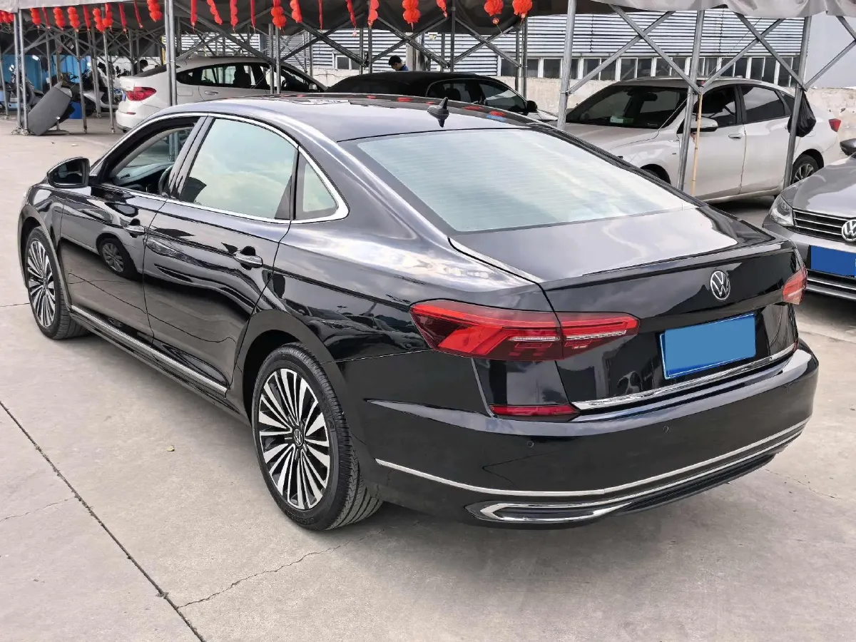 2020 Volkswagen Passat 2.0T 186HP L4 7DCT,autocango,china used car exporter,china ev exporter,chinese used car exporter,chinese used ev exporter