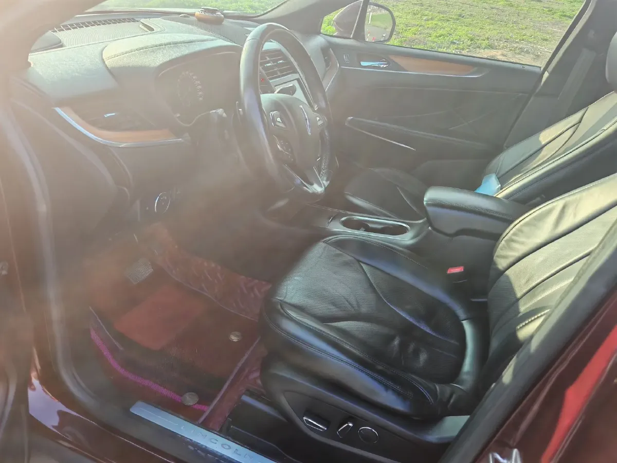 2017 Lincoln MKC 2.0T 203HP L4 6AT,autocango,china used car exporter,china ev exporter,chinese used car exporter,chinese used ev exporter