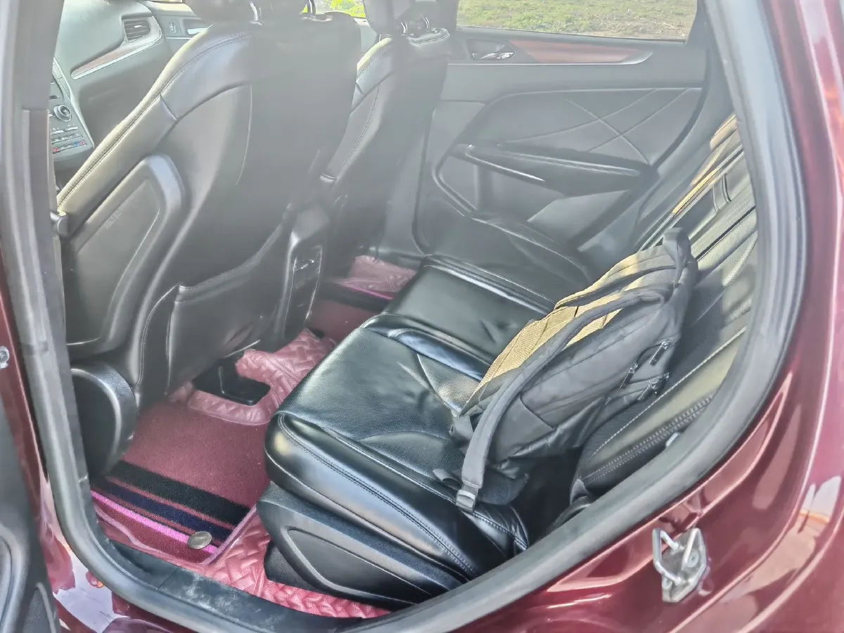 2017 Lincoln MKC 2.0T 203HP L4 6AT,autocango,china used car exporter,china ev exporter,chinese used car exporter,chinese used ev exporter