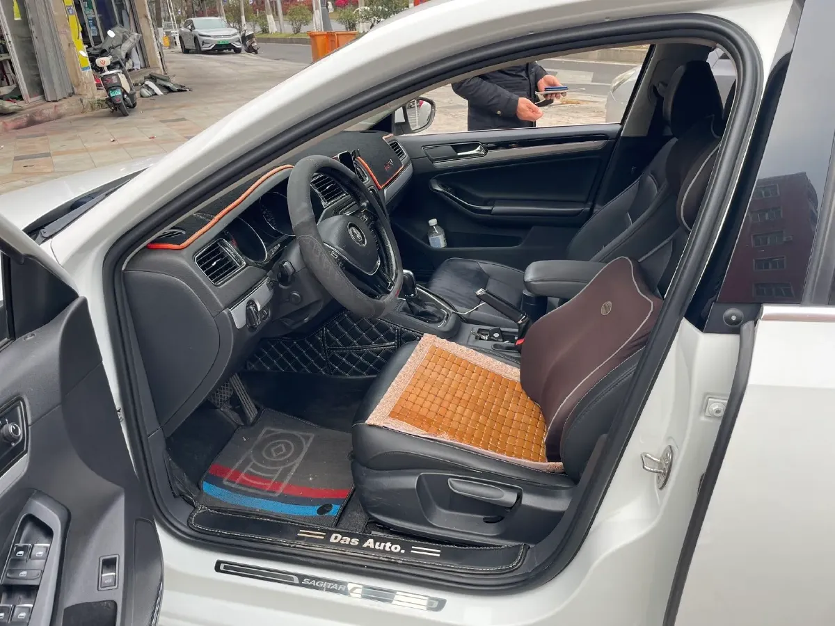 2018 Volkswagen Bora 1.5L 110HP L4 6AT,autocango,china used car exporter,china ev exporter,chinese used car exporter,chinese used ev exporter