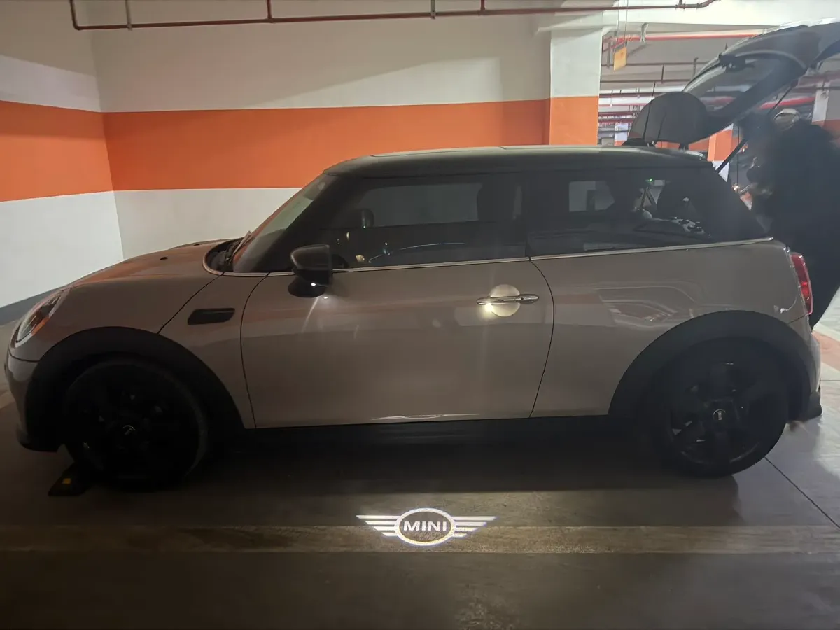 2023 MINI MINI 1.5T 136HP L3 7DCT,autocango,china used car exporter,china ev exporter,chinese used car exporter,chinese used ev exporter