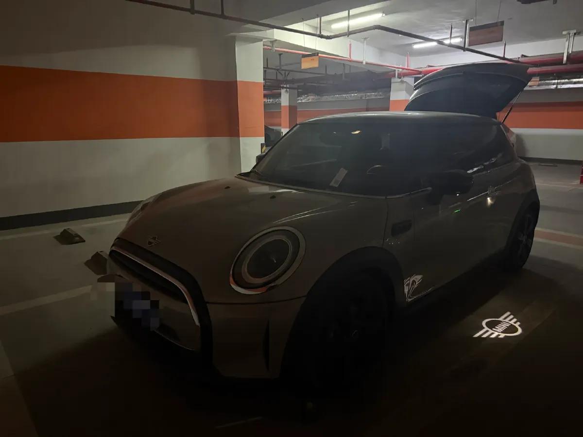 2023 MINI MINI 1.5T 136HP L3 7DCT,autocango,china used car exporter,china ev exporter,chinese used car exporter,chinese used ev exporter