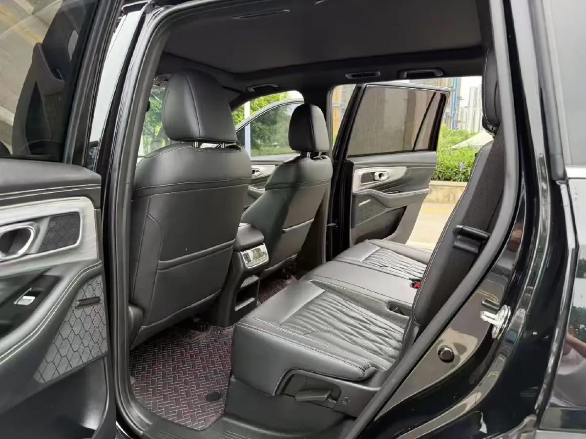 2022 GAC Trumpchi GS8 2.0T 252HP L4 8AT,autocango,china used car exporter,china ev exporter,chinese used car exporter,chinese used ev exporter