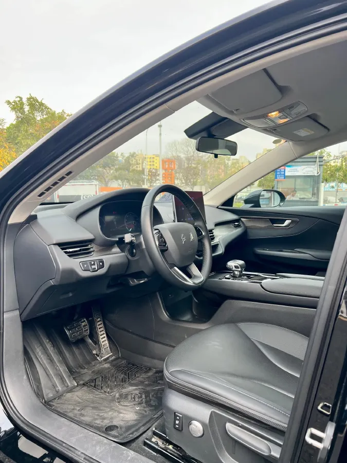 2023 HongQi E-QM5 BEV 54KWH,autocango,china used car exporter,china ev exporter,chinese used car exporter,chinese used ev exporter