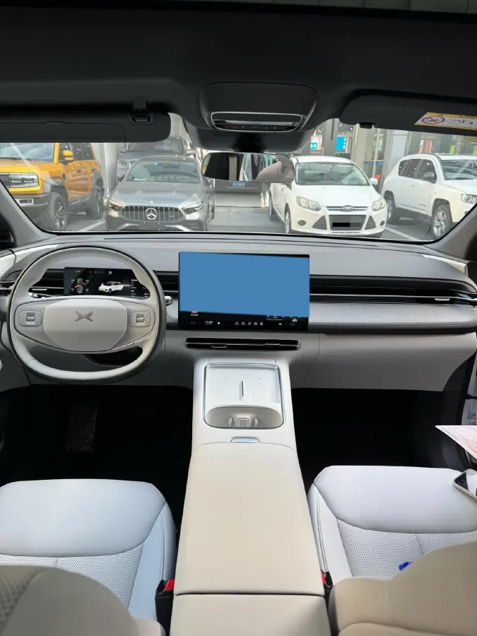 2025 Xpeng G6 BEV 68.5KWH,autocango,china used car exporter,china ev exporter,chinese used car exporter,chinese used ev exporter