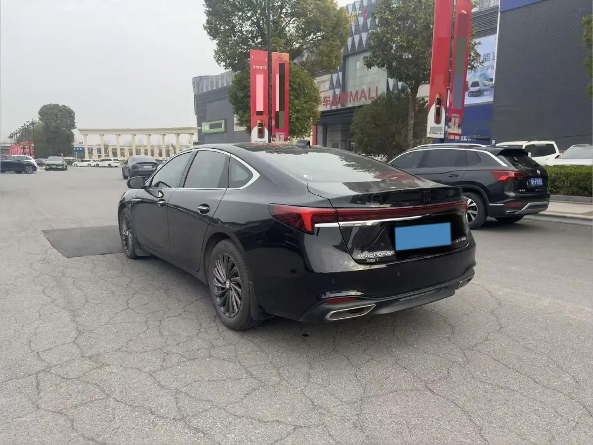2025 Buick Larcosse 2.0T 237HP L4 9AT,autocango,china used car exporter,china ev exporter,chinese used car exporter,chinese used ev exporter