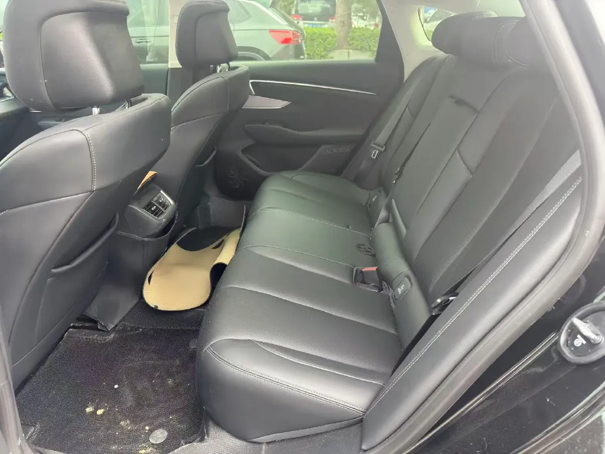 2025 Buick Larcosse 2.0T 237HP L4 9AT,autocango,china used car exporter,china ev exporter,chinese used car exporter,chinese used ev exporter