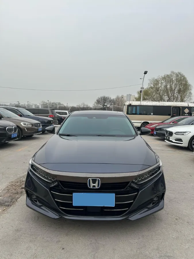 2022 Honda Accord 2.0L 146HP L4 E-CVT Hybrid,autocango,china used car exporter,china ev exporter,chinese used car exporter,chinese used ev exporter